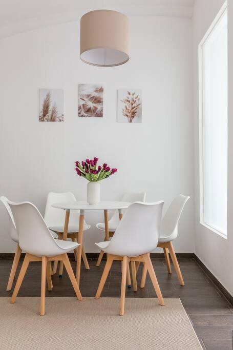 Free Parking I 500 Mbit Wifi I Kingsize Bed Apartamento Viena Exterior foto