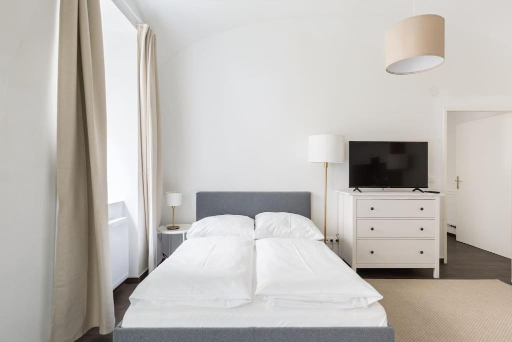 Free Parking I 500 Mbit Wifi I Kingsize Bed Apartamento Viena Exterior foto