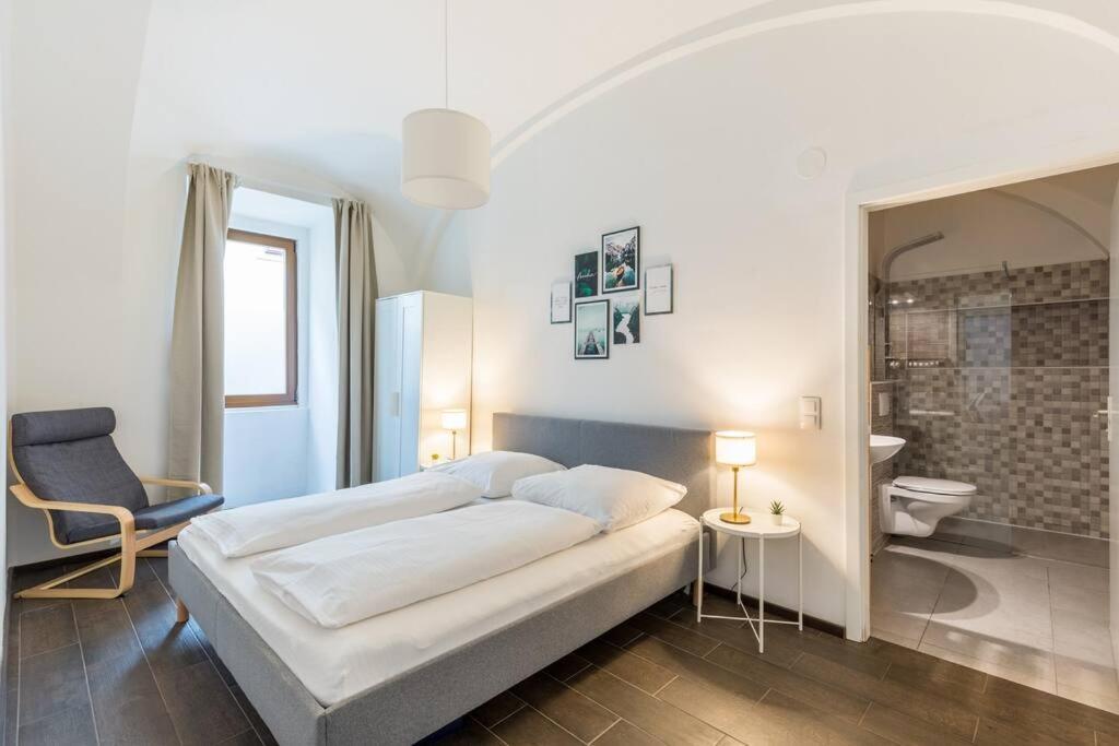 Free Parking I 500 Mbit Wifi I Kingsize Bed Apartamento Viena Exterior foto