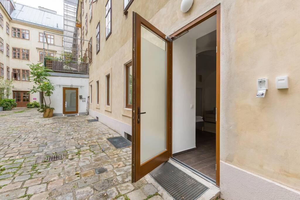 Free Parking I 500 Mbit Wifi I Kingsize Bed Apartamento Viena Exterior foto